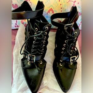 Black Leather Lace-Up Women's Shoes